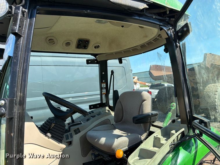 image for item YA4145 2021 John Deere 3046R MFWD tractor