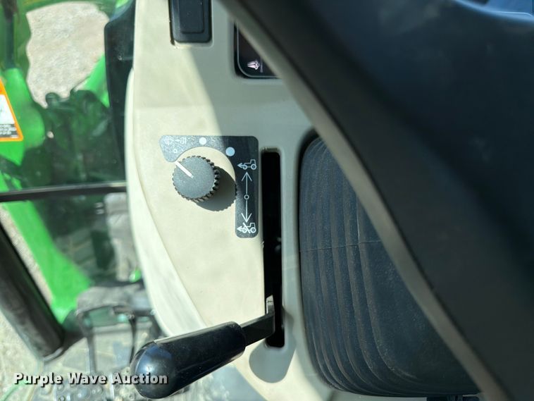 image for item YA4145 2021 John Deere 3046R MFWD tractor