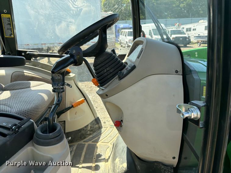 image for item YA4145 2021 John Deere 3046R MFWD tractor