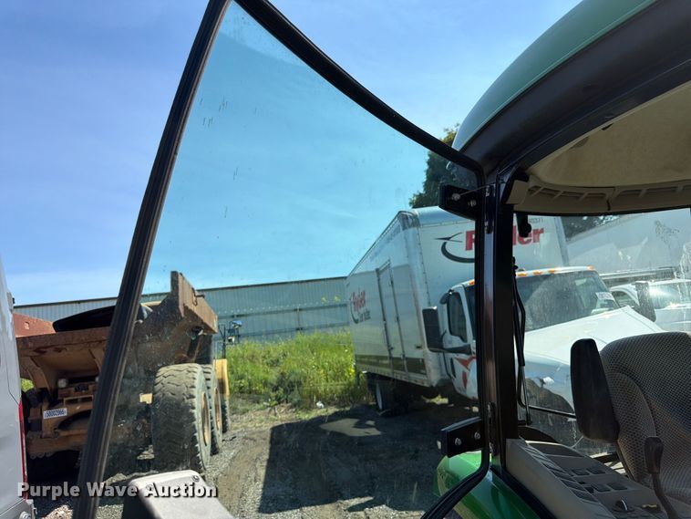 image for item YA4145 2021 John Deere 3046R MFWD tractor