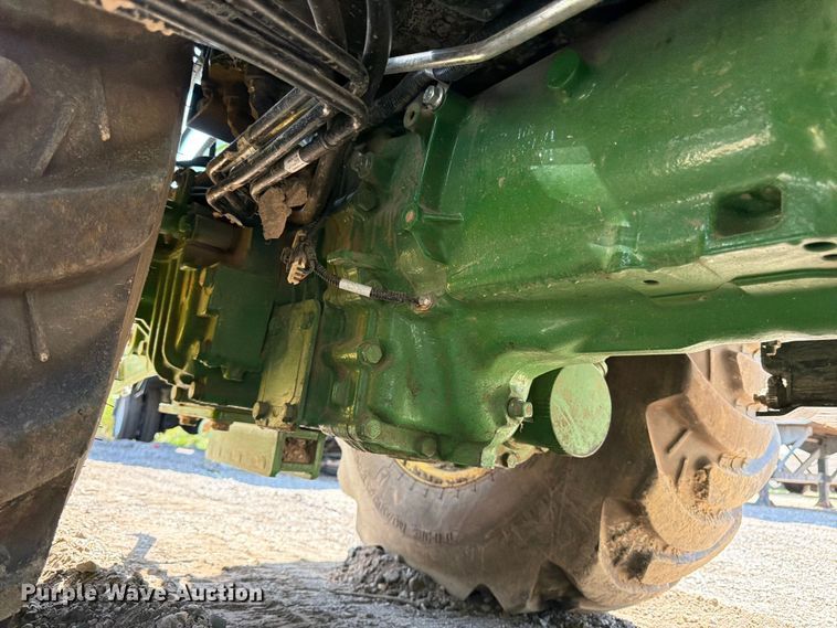 image for item YA4145 2021 John Deere 3046R MFWD tractor