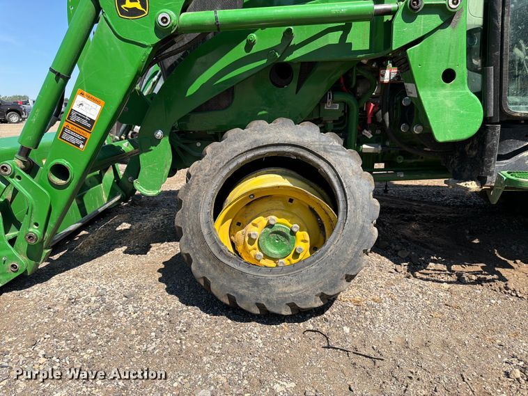 image for item YA4145 2021 John Deere 3046R MFWD tractor