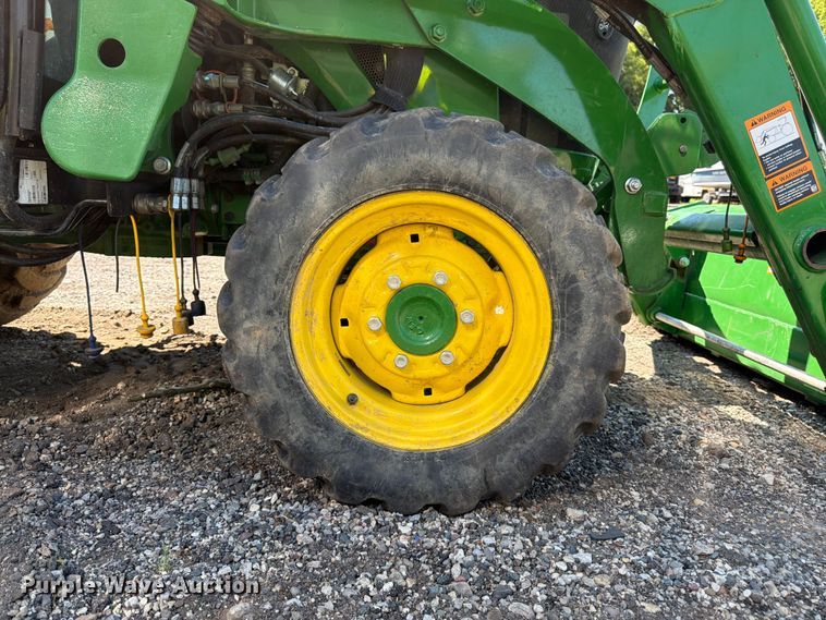 image for item YA4145 2021 John Deere 3046R MFWD tractor