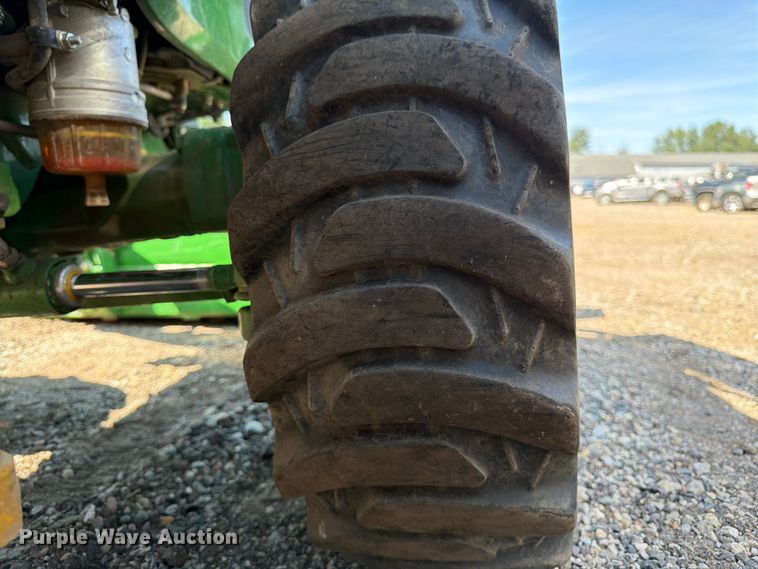 image for item YA4145 2021 John Deere 3046R MFWD tractor