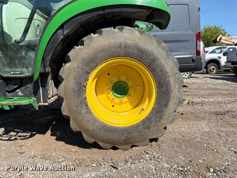 image for item YA4145 2021 John Deere 3046R MFWD tractor