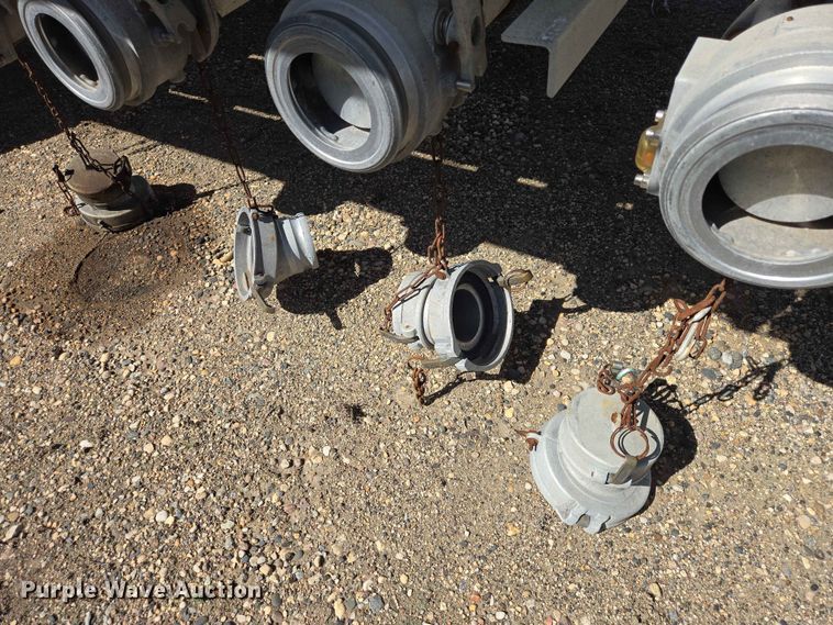 image for item DP8930 2005 Beall BAST-95-4-DC tank trailer