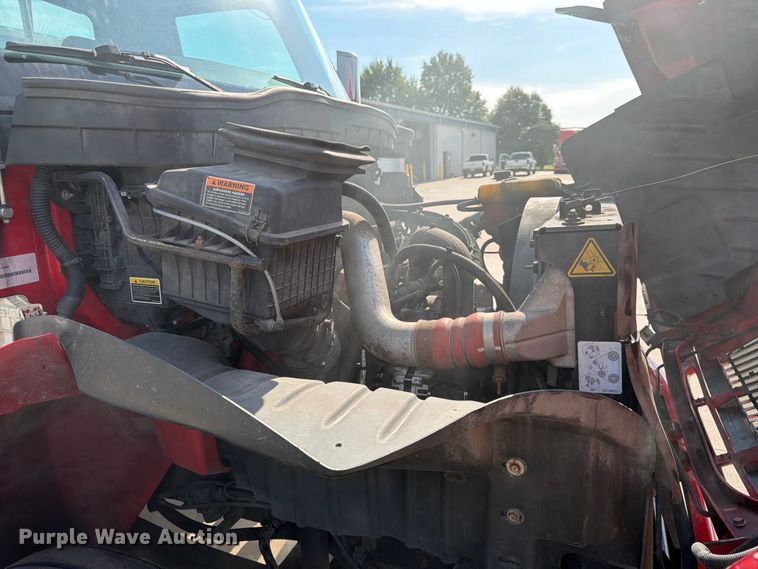 image for item DQ7951 2020 International MV607 semi truck