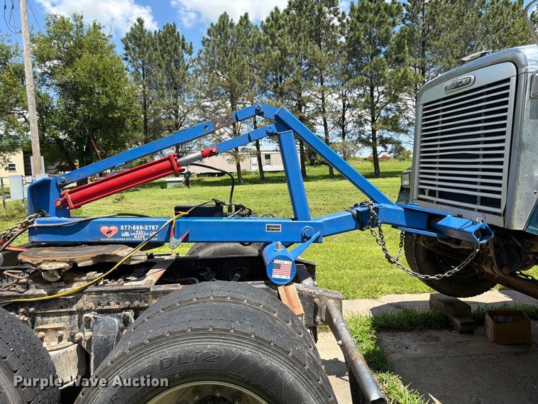 image for item DQ7960 My Arms Corporation fifth wheel wrecker