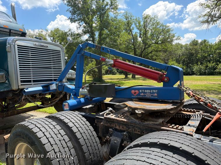 image for item DQ7960 My Arms Corporation fifth wheel wrecker