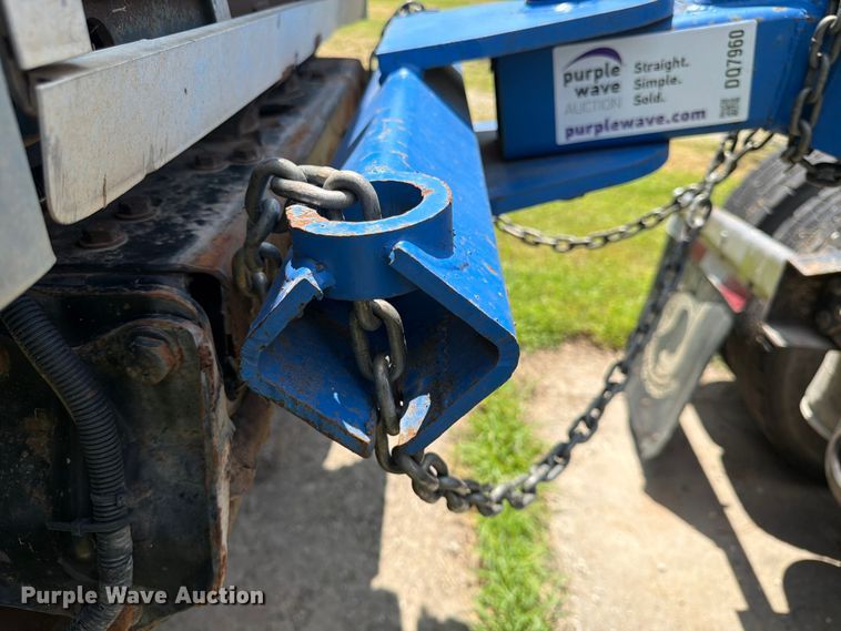 image for item DQ7960 My Arms Corporation fifth wheel wrecker