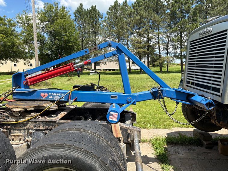 image for item DQ7960 My Arms Corporation fifth wheel wrecker