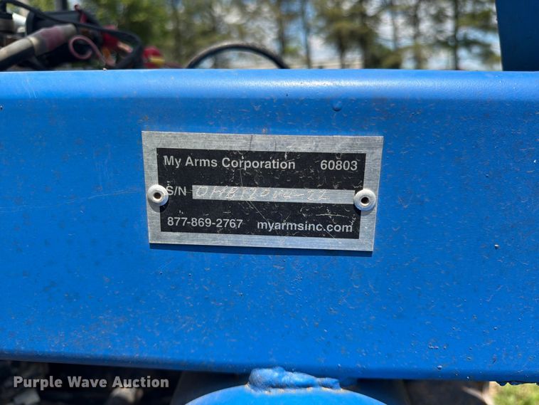 image for item DQ7960 My Arms Corporation fifth wheel wrecker