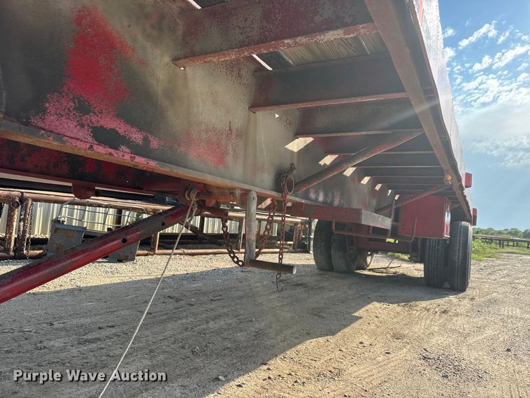 image for item DW6773 1980 Hobbs FB-EB-4 oilfield trailer