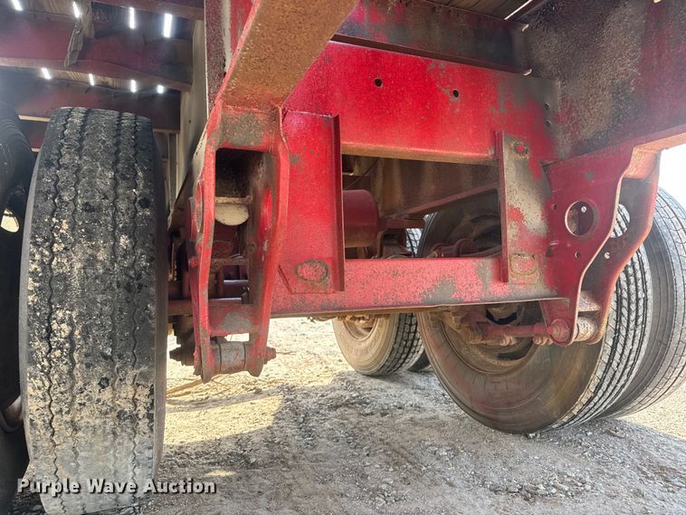 image for item DW6773 1980 Hobbs FB-EB-4 oilfield trailer