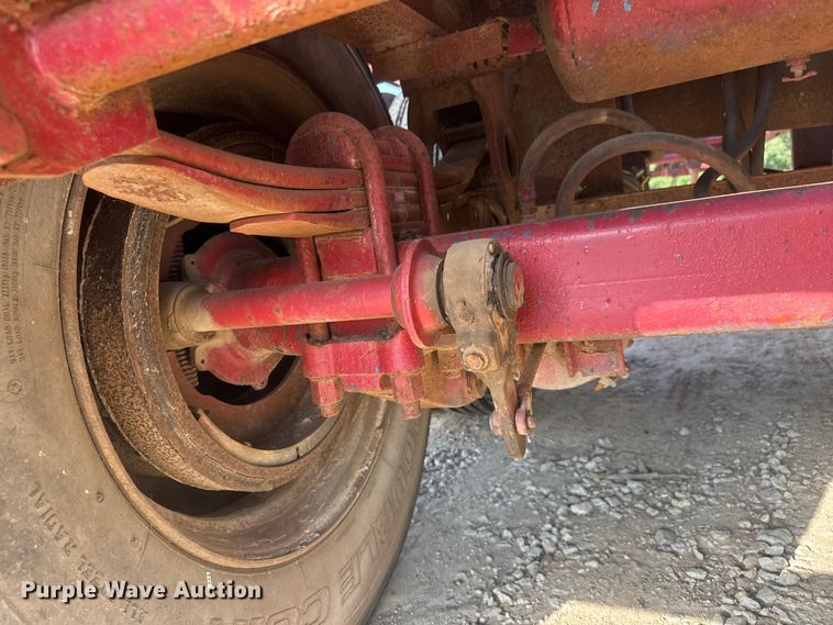 image for item DW6773 1980 Hobbs FB-EB-4 oilfield trailer