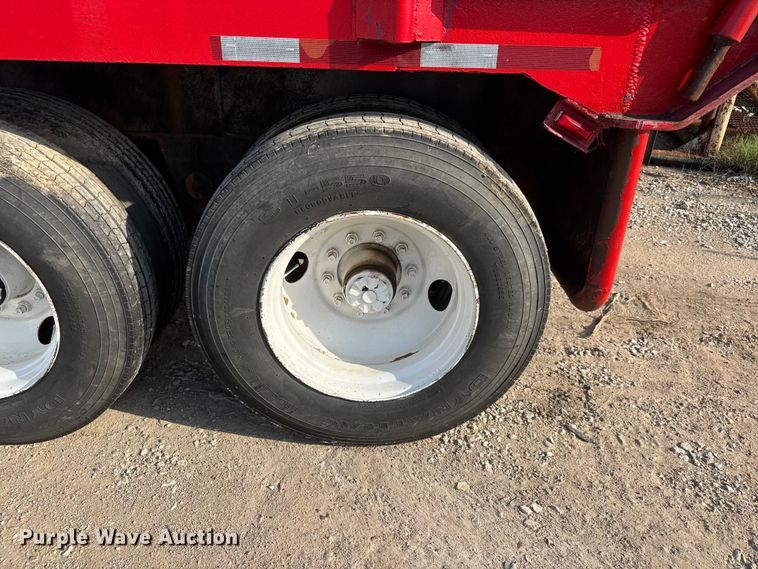 image for item DW6773 1980 Hobbs FB-EB-4 oilfield trailer