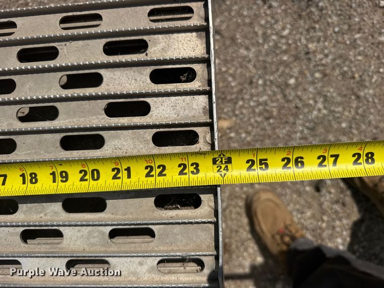 image for item DY2991 Merrit truck steps