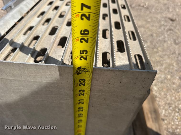 image for item DY2991 Merrit truck steps