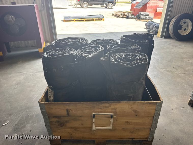 image for item DY2993 (8) tarps