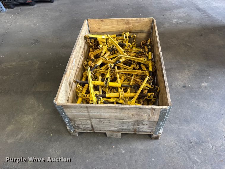 image for item DY2995 Approximately 50 ratcheting binders