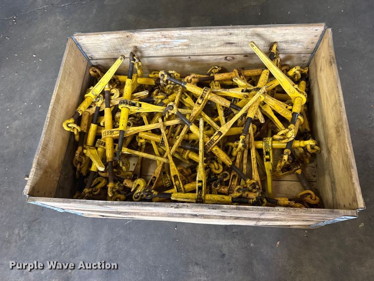 image for item DY2995 Approximately 50 ratcheting binders