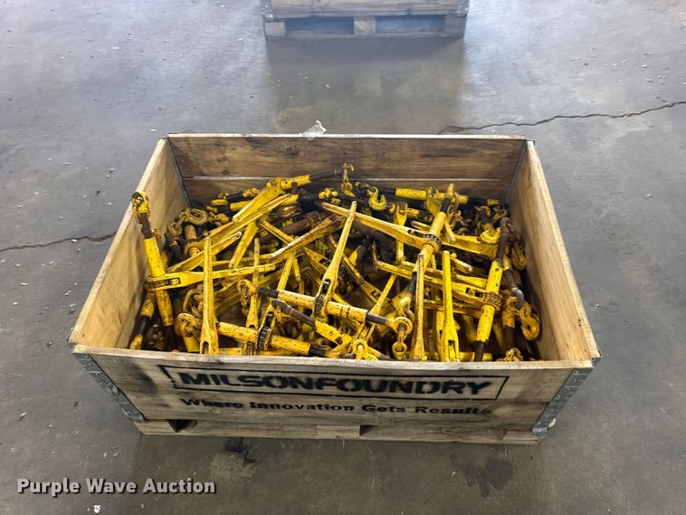 image for item DY2996 Approximately 50 ratcheting binders