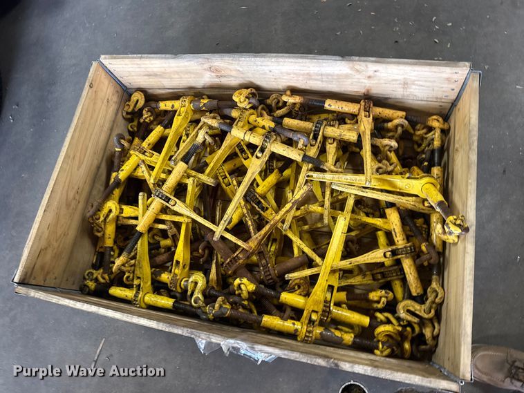 image for item DY2996 Approximately 50 ratcheting binders