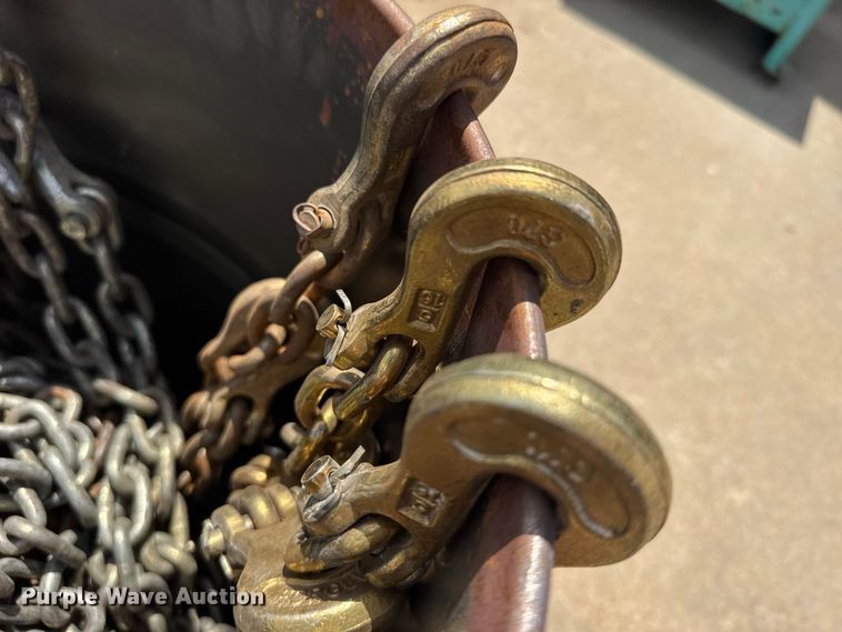 image for item DY3000 Approximately 20  chains