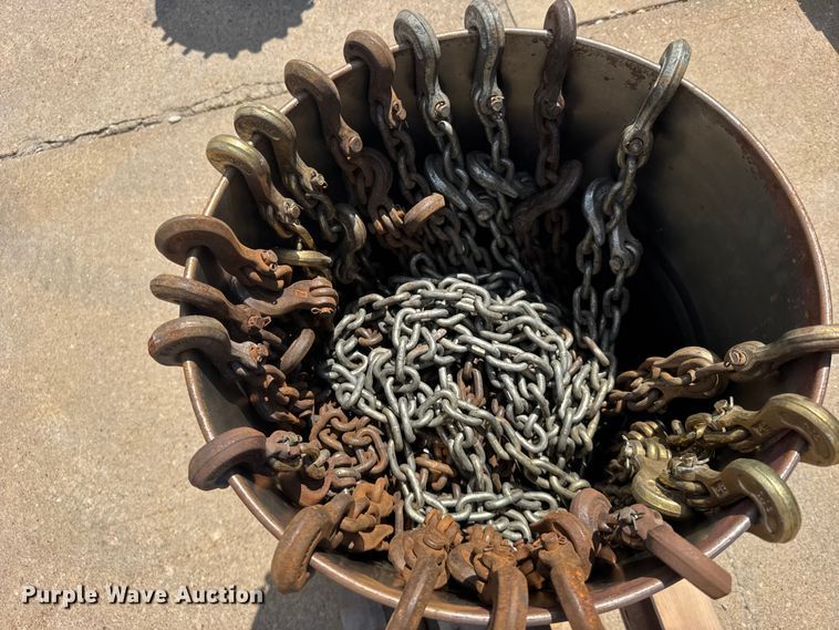 image for item DY3000 Approximately 20  chains