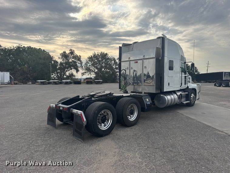 image for item DY3070 2024 Mack Anthem semi truck