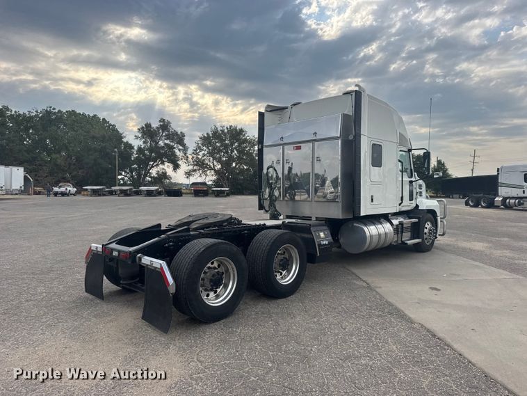 image for item DY3071 2024 Mack Anthem semi truck