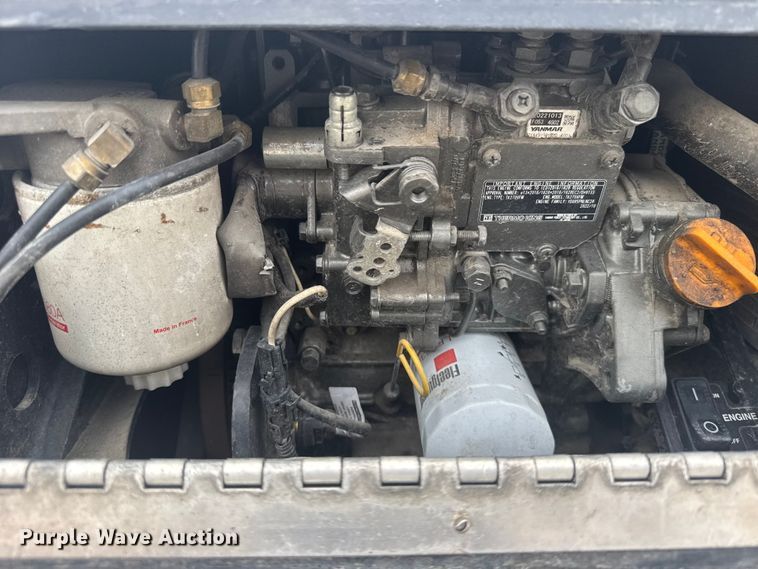 image for item DY3071 2024 Mack Anthem semi truck