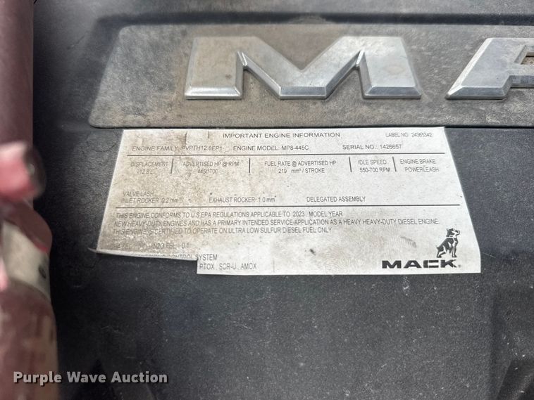 image for item DY3071 2024 Mack Anthem semi truck