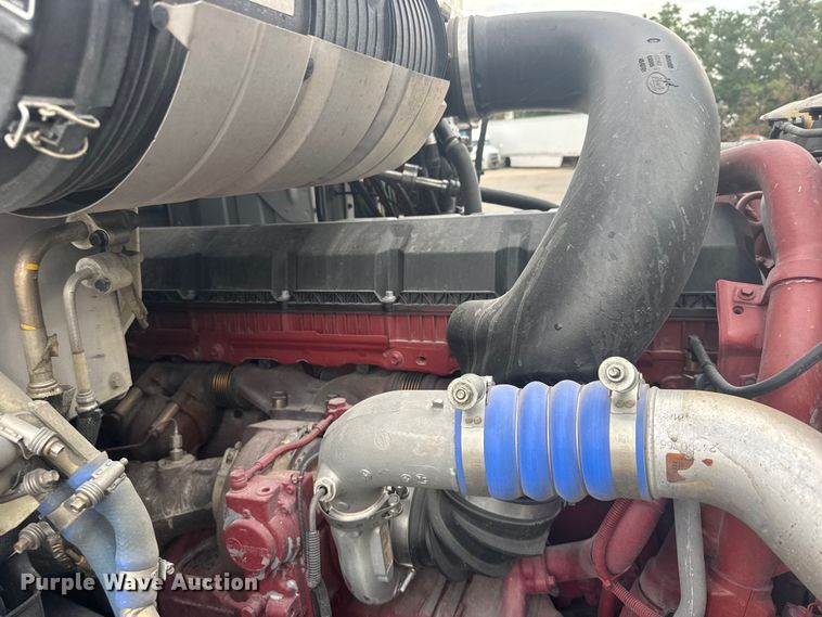 image for item DY3071 2024 Mack Anthem semi truck