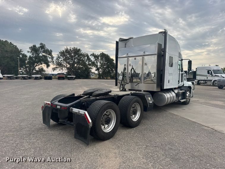 image for item DY3072 2023 Mack Anthem semi truck