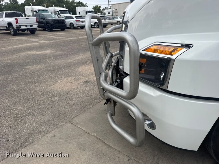 image for item DY3072 2023 Mack Anthem semi truck
