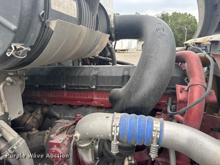 image for item DY3072 2023 Mack Anthem semi truck