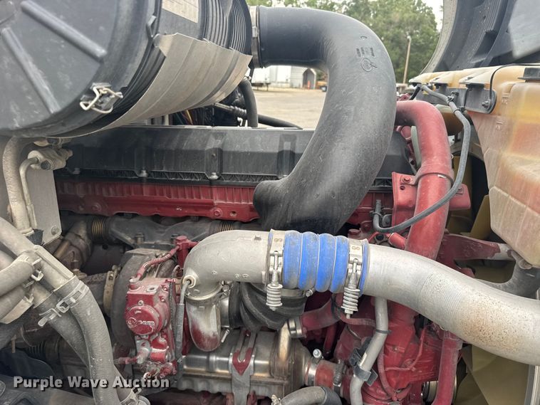 image for item DY3072 2023 Mack Anthem semi truck