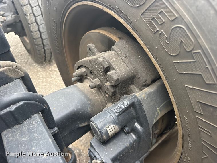 image for item DY3072 2023 Mack Anthem semi truck