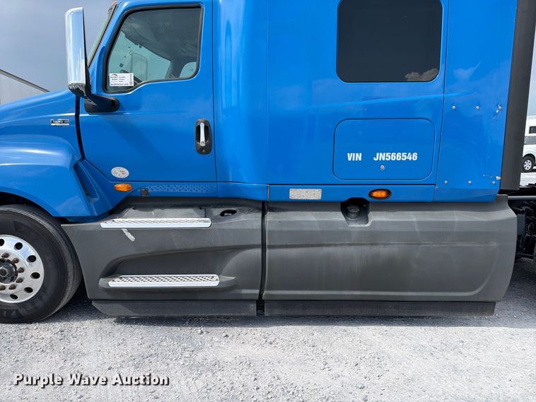 image for item ED5366 2018 International LT625 semi truck