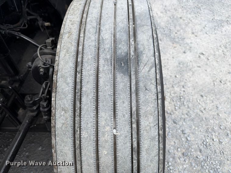 image for item ED5366 2018 International LT625 semi truck