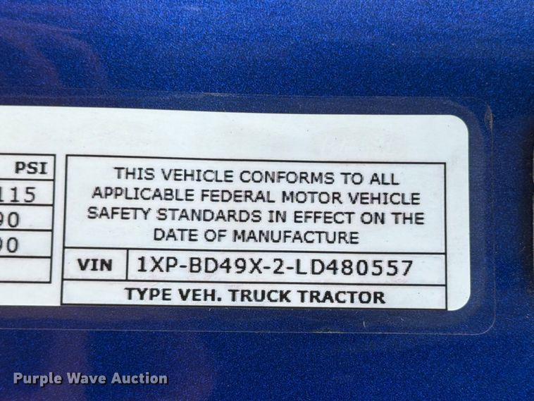 image for item ED5368 2020 Peterbilt 579 semi truck