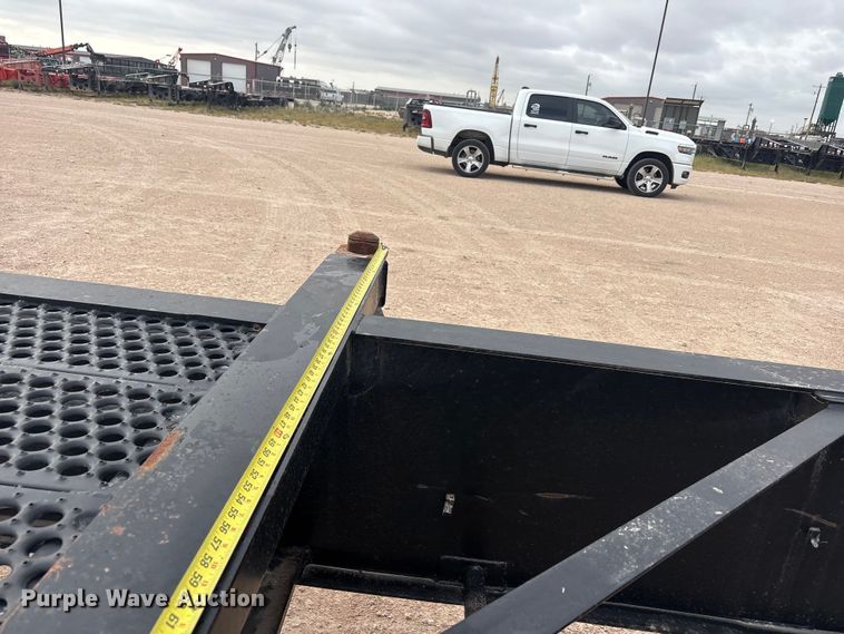 image for item EF6324 2019 Gallegos frac sand chassis trailer