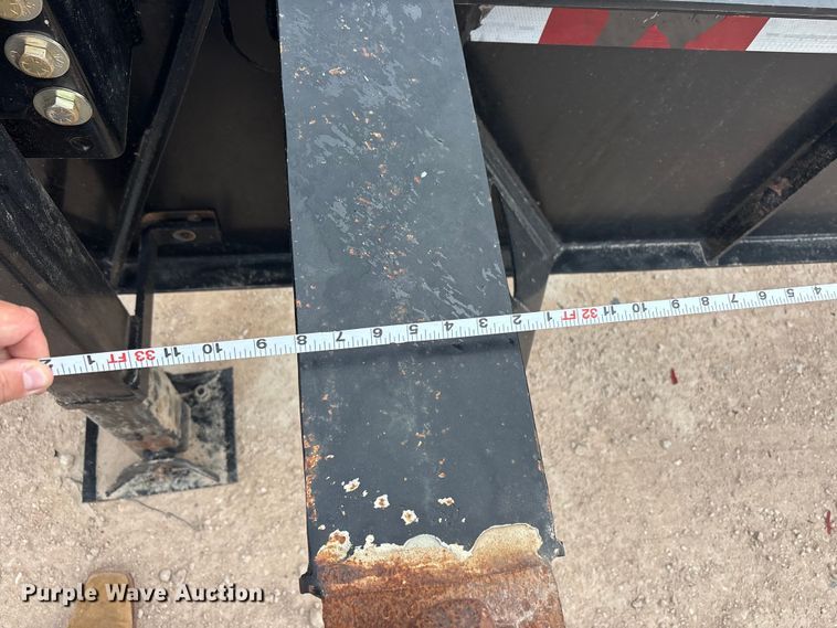 image for item EF6324 2019 Gallegos frac sand chassis trailer