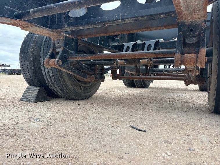 image for item EF6324 2019 Gallegos frac sand chassis trailer