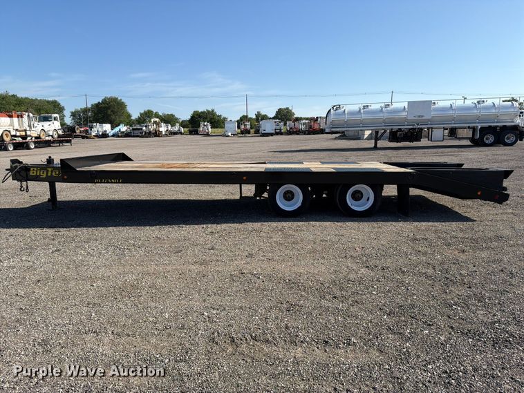 image for item EG9253 2012 Big Tex 20AD-20+5 equipment trailer