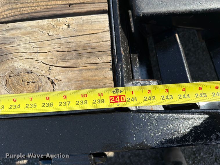 image for item EG9253 2012 Big Tex 20AD-20+5 equipment trailer