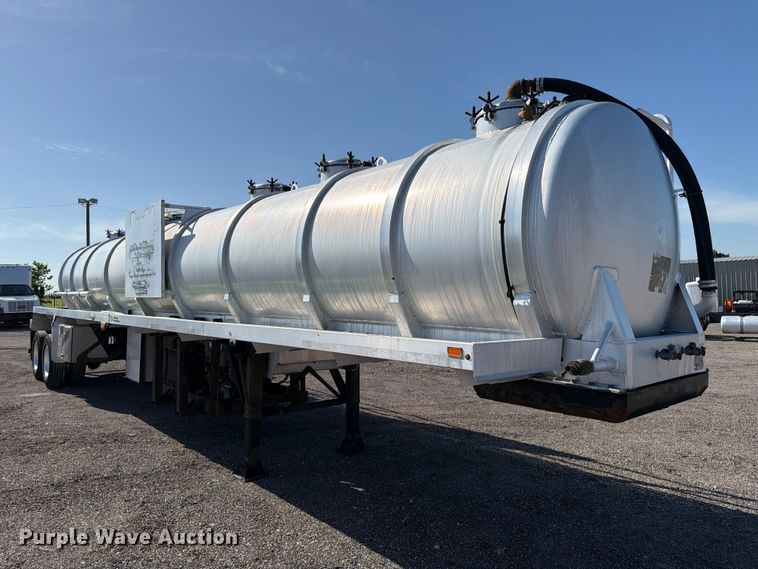 image for item EG9254 2015 ITI AV15010250 vacuum trailer