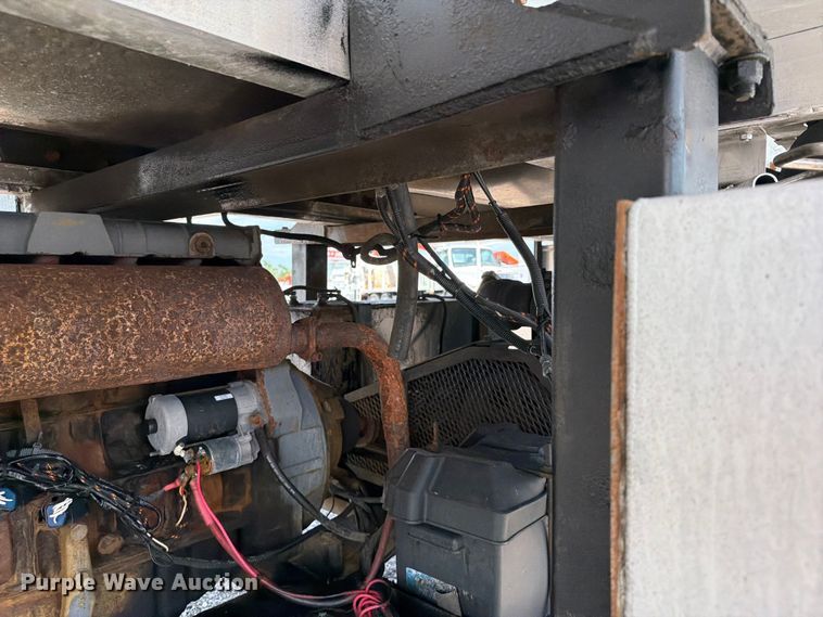 image for item EG9254 2015 ITI AV15010250 vacuum trailer