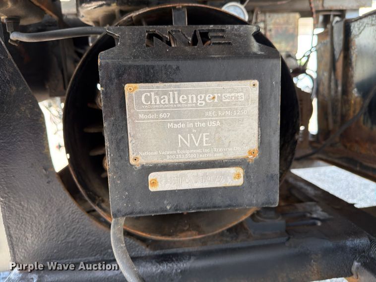 image for item EG9254 2015 ITI AV15010250 vacuum trailer
